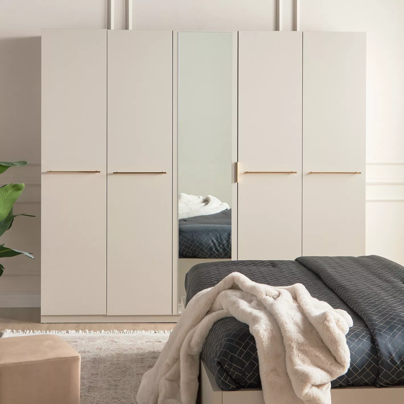 Dante 5-Door Wardrobe - Image 4