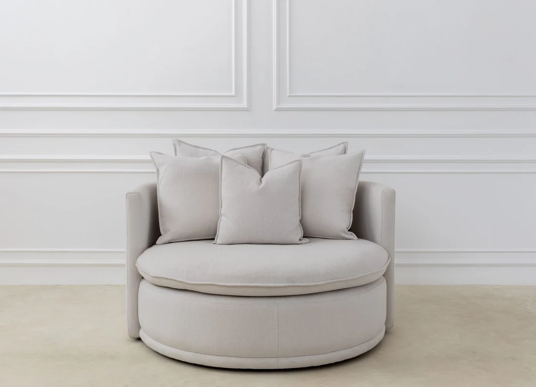 Amelia Love Seat - Image 6